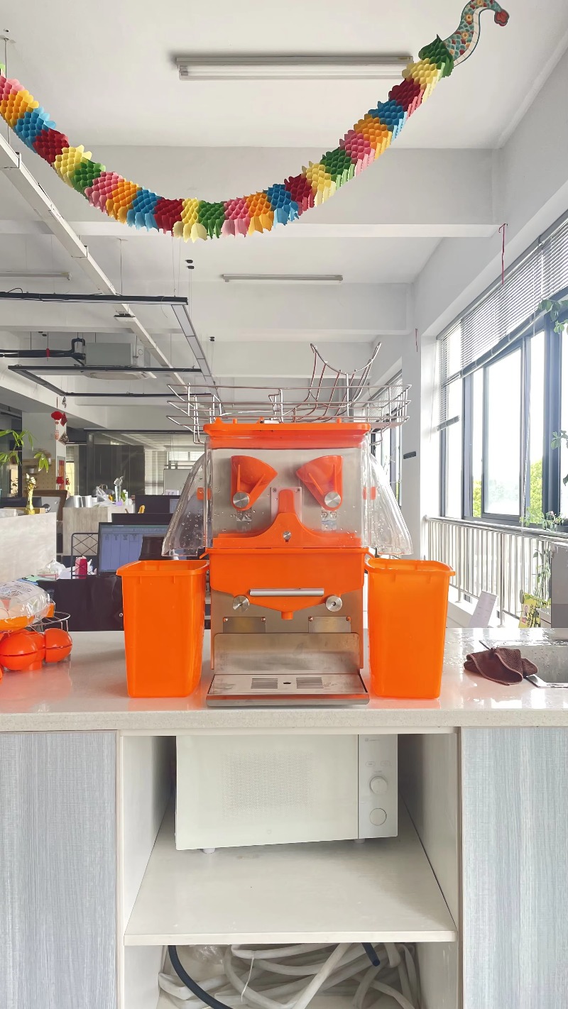Industrial Orange Juicer Machi - огляд і ціна Juicer